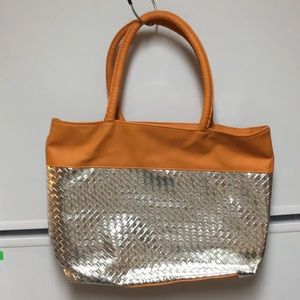 Brand new tote